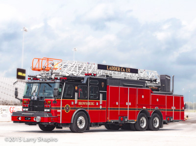 Brownsburg IN Fire Department Ladder 131 E-ONE Cyclone II HP100 rear mount aerial Larry Shapiro photographer shapirophotography.net fire truck